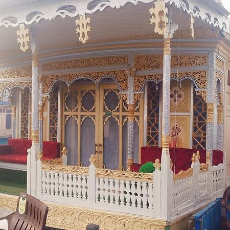 Heritage Geneva House Boat Srinagar  Exterior photo